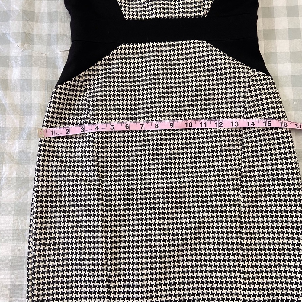 Cynthia Steffe Houndstooth Colorblock Sheath Dress Black White Size 0 Office Chi - Picture 11 of 16